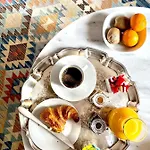 Bed and Breakfast La Maison Gervaiserie & 4*
