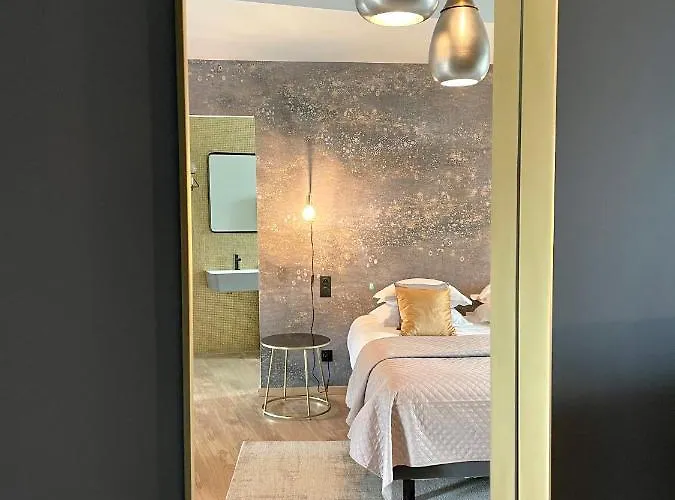 Bed & Breakfast La Maison Gervaiserie & 4*