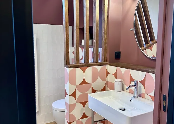 La Maison Gervaiserie & Bed & Breakfast Reville